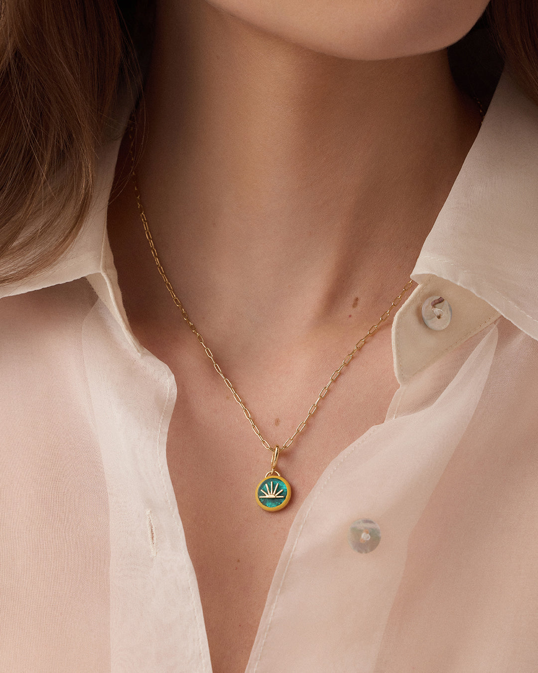Power Gemstone Inspiration Parker Charm || option::18k Gold Plated