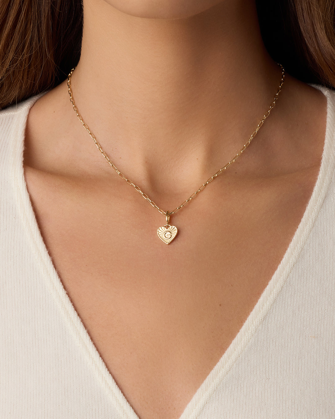 Vintage Heart Alphabet Parker Charm - G || option::18k Gold Plated, G