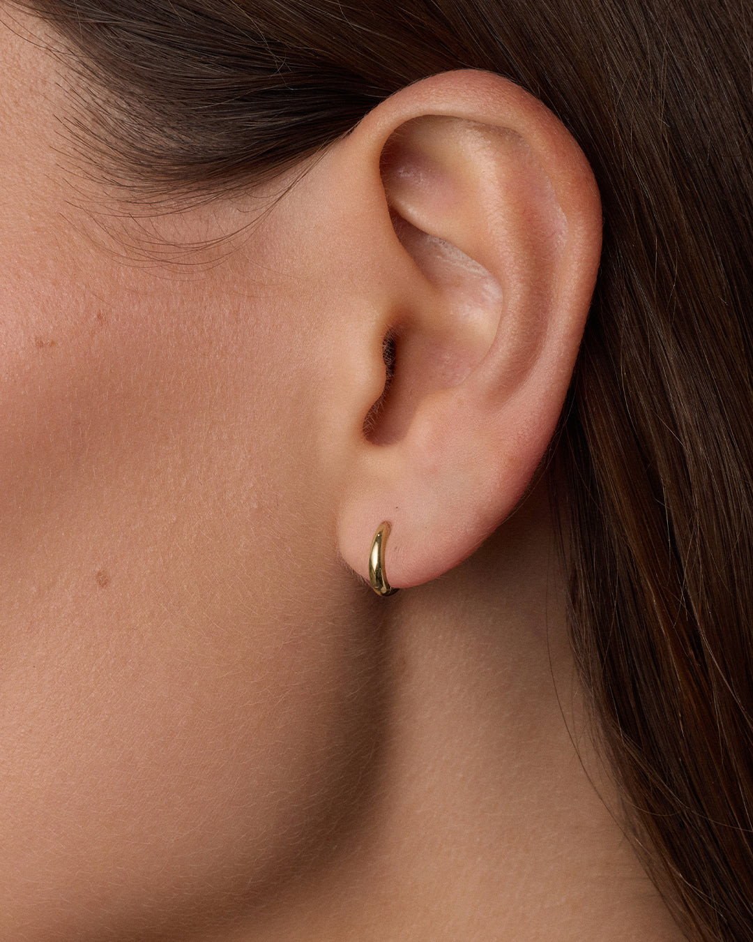14K Gold Everyday Oval Huggies || option::14K Solid Gold, 9mm