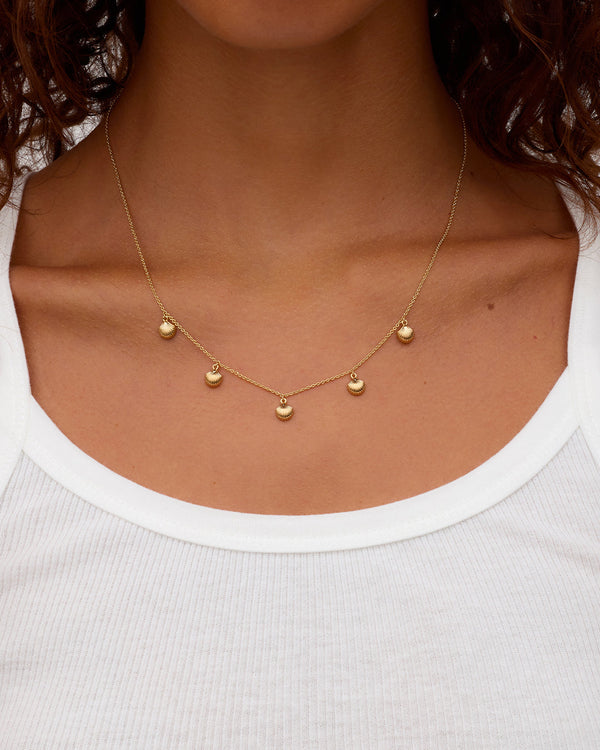 Scallop Mini Necklace || option::18K Gold Plated