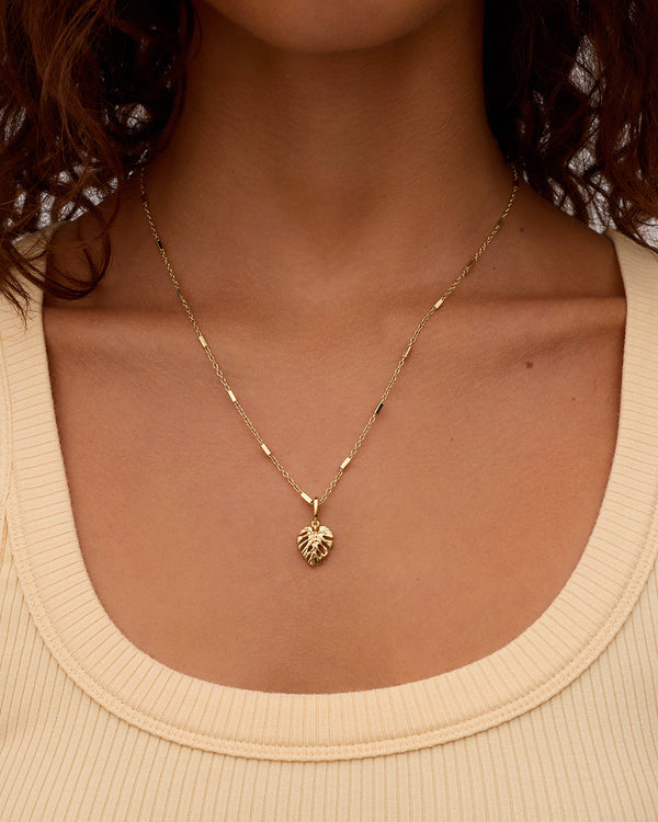 Monstera Parker Charm || option::18K Gold Plated