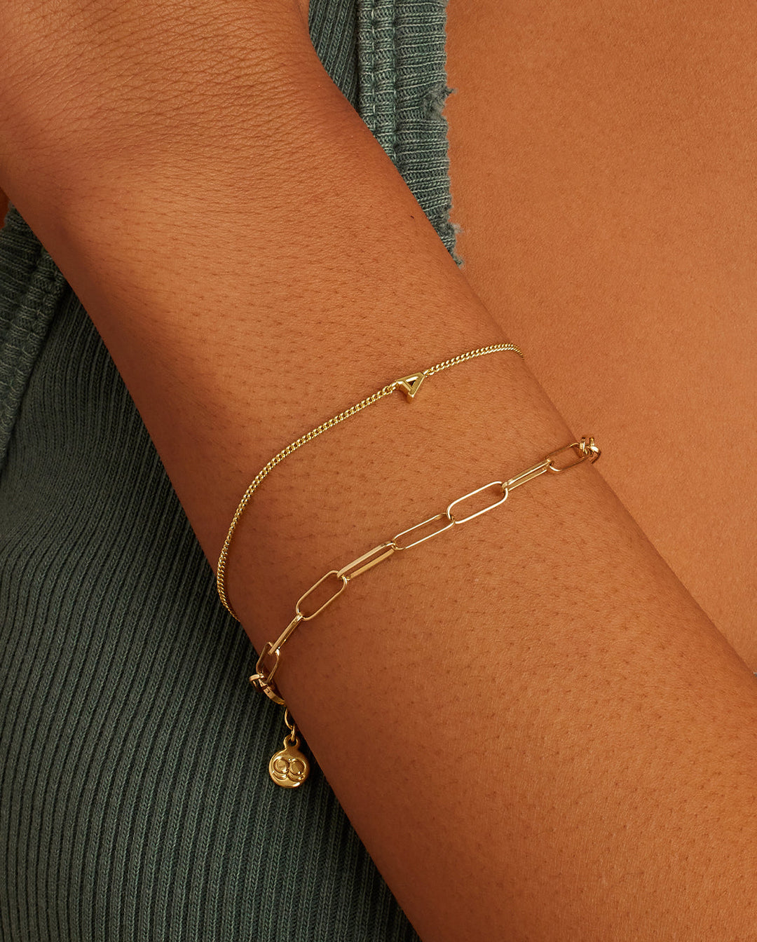 Wilder Mini Alphabet Bracelet || option::18k Gold Plated, A