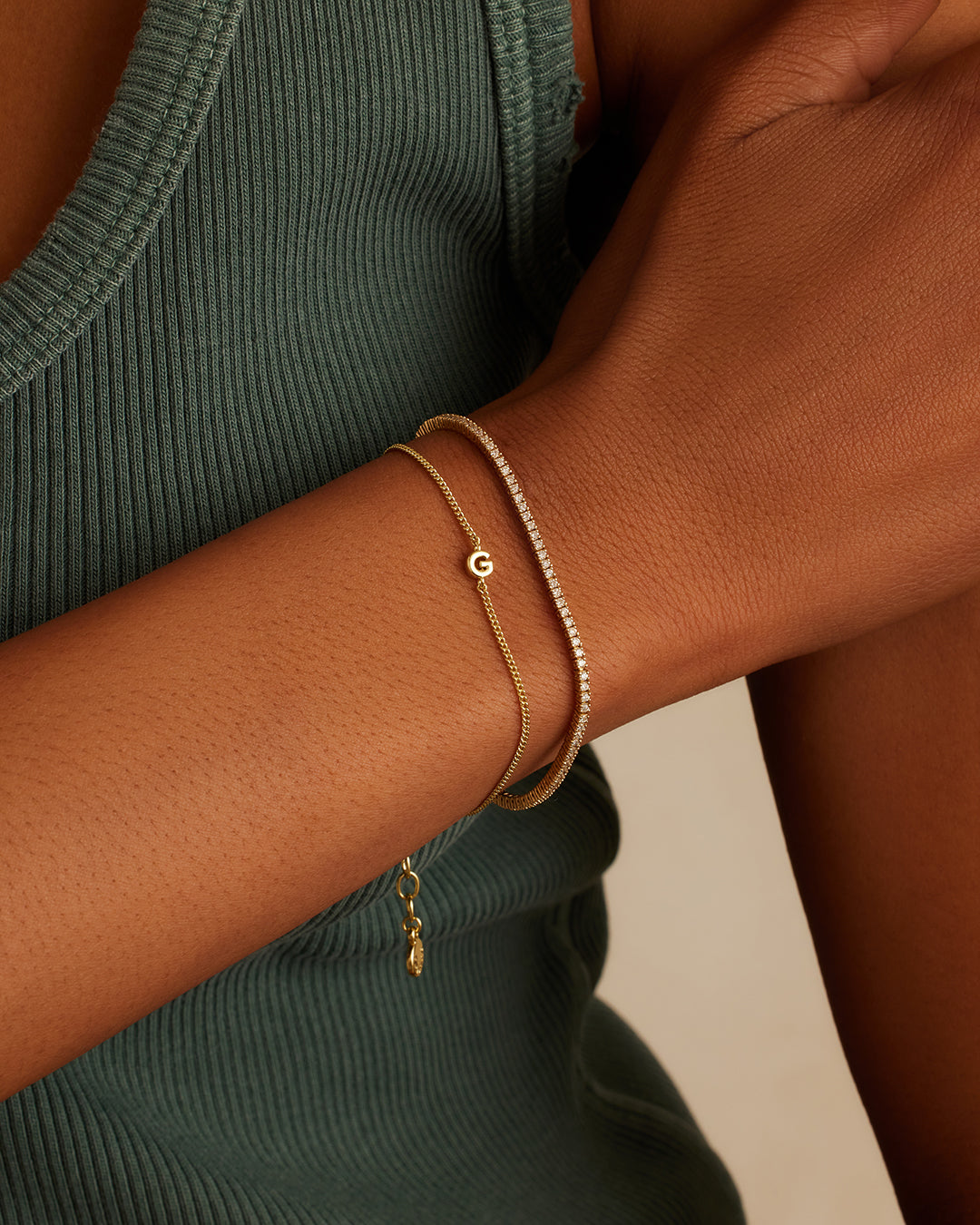 Wilder Mini Alphabet Bracelet || option::18k Gold Plated, G