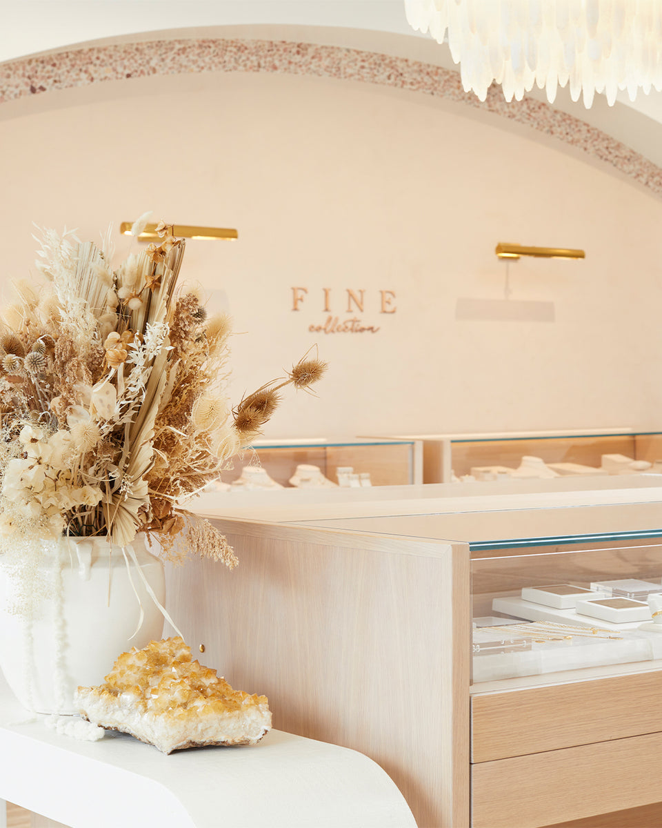 fine jewelry case with boho dried flowers