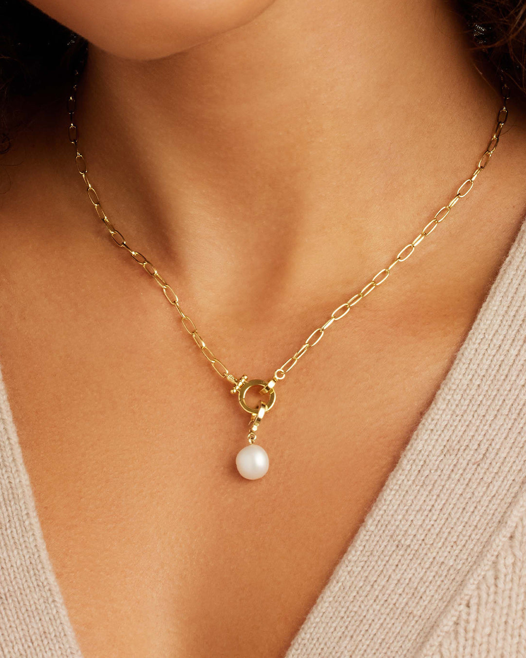 Pearl Parker Charm || option::18k Gold Plated