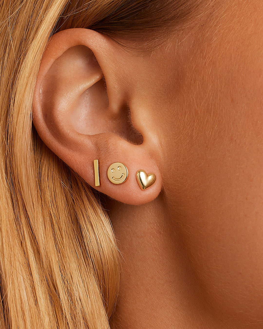 Happy Single Stud || option::18k Gold Plated